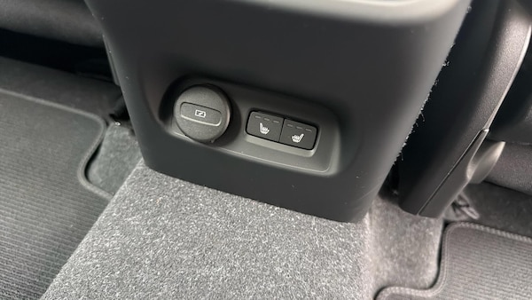Used Volvo XC40 2022 for sale - 76179885: Photo 31