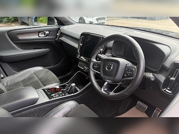 Used Volvo XC40 2020 for sale - 79092952: Photo