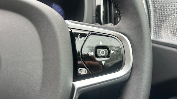 Used Volvo XC60 2025 for sale - 75297893: Photo 23