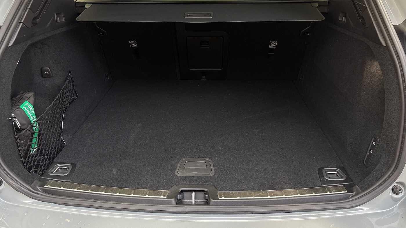 Used Volvo XC60 2025 for sale - 77254529: Photo 14