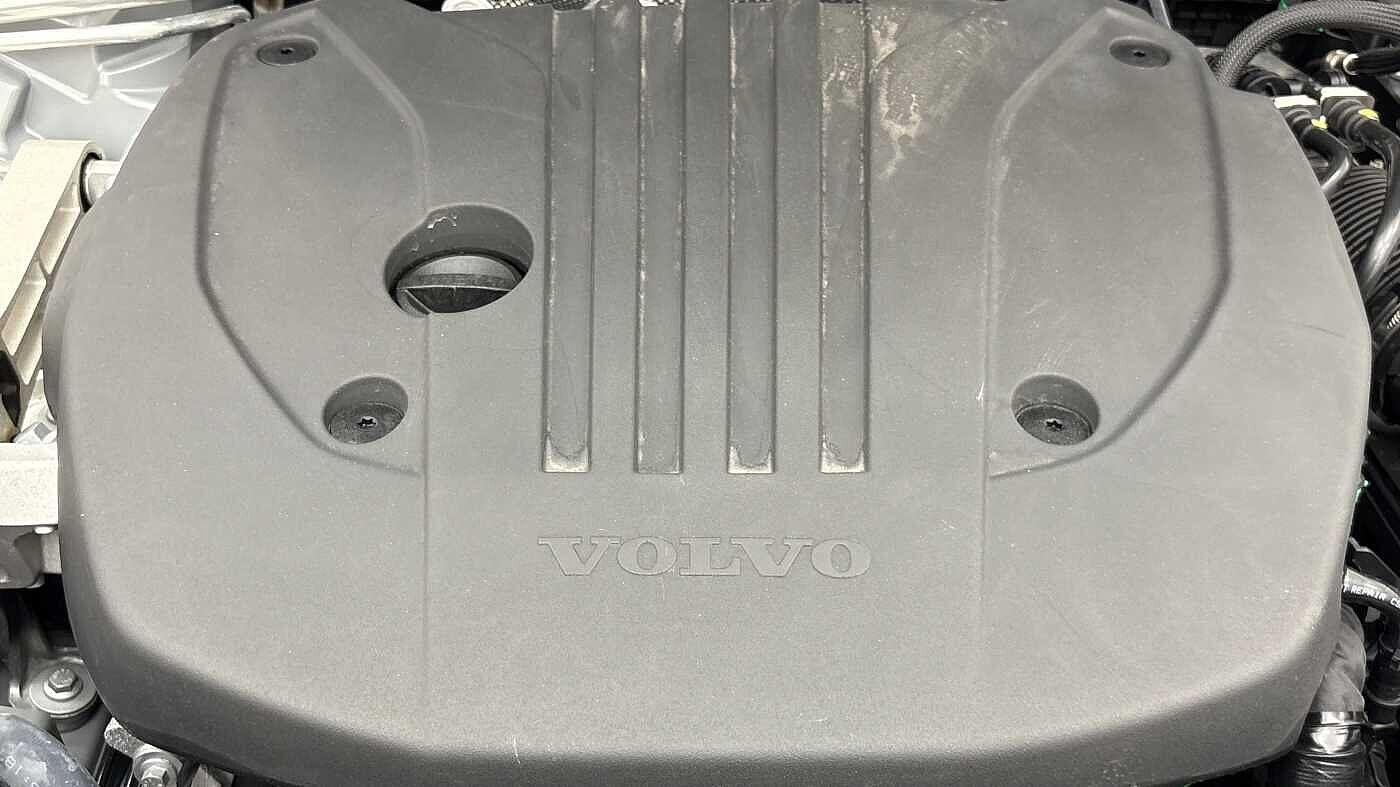 Used Volvo XC60 2025 for sale - 77254529: Photo 15