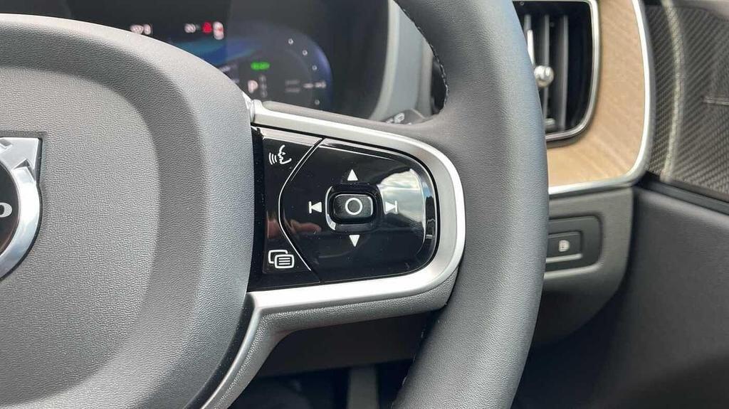 Used Volvo XC60 for sale - 78072467: Photo 16