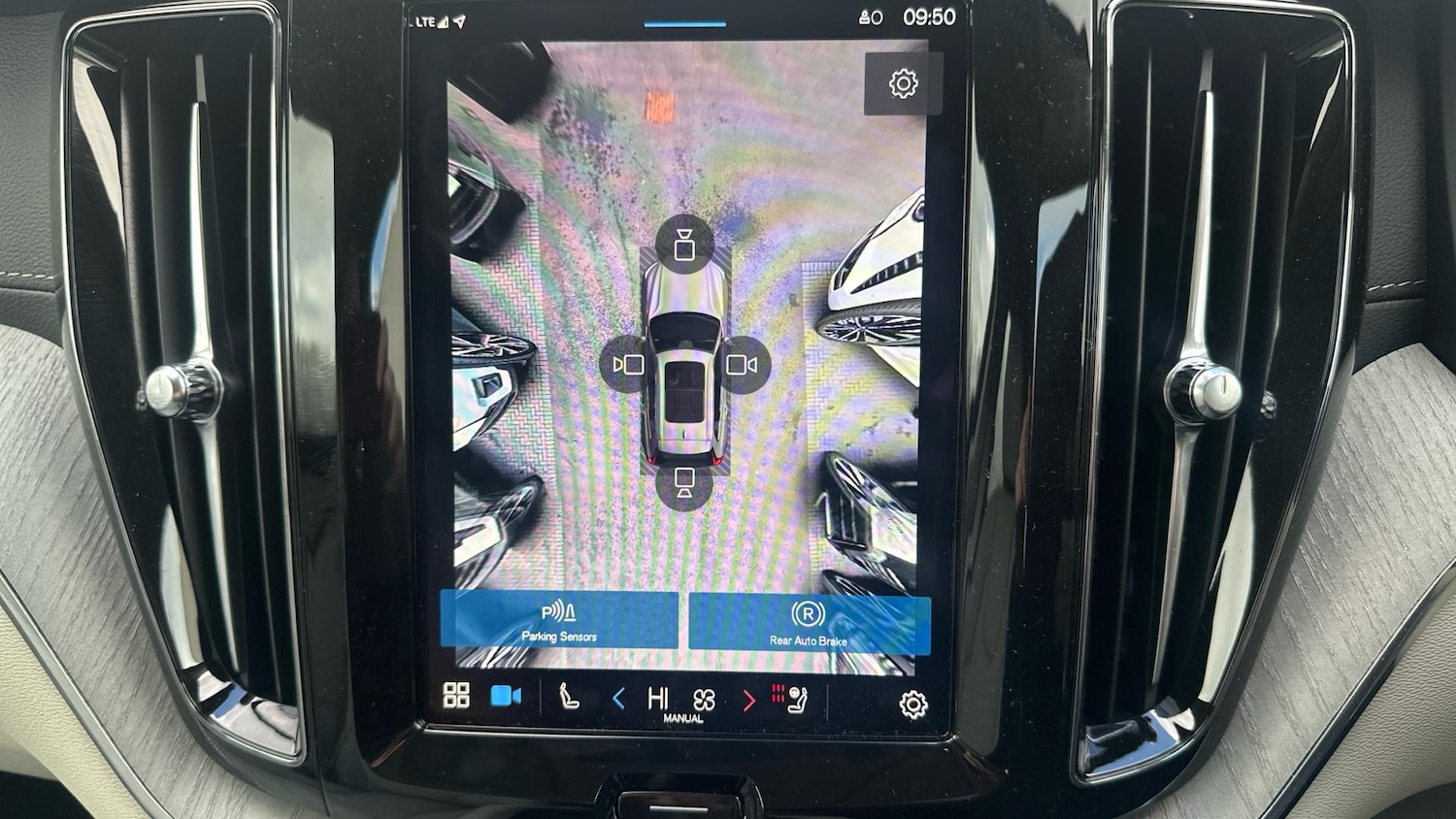 Used Volvo XC60 2024 for sale - 76440822: Photo 30