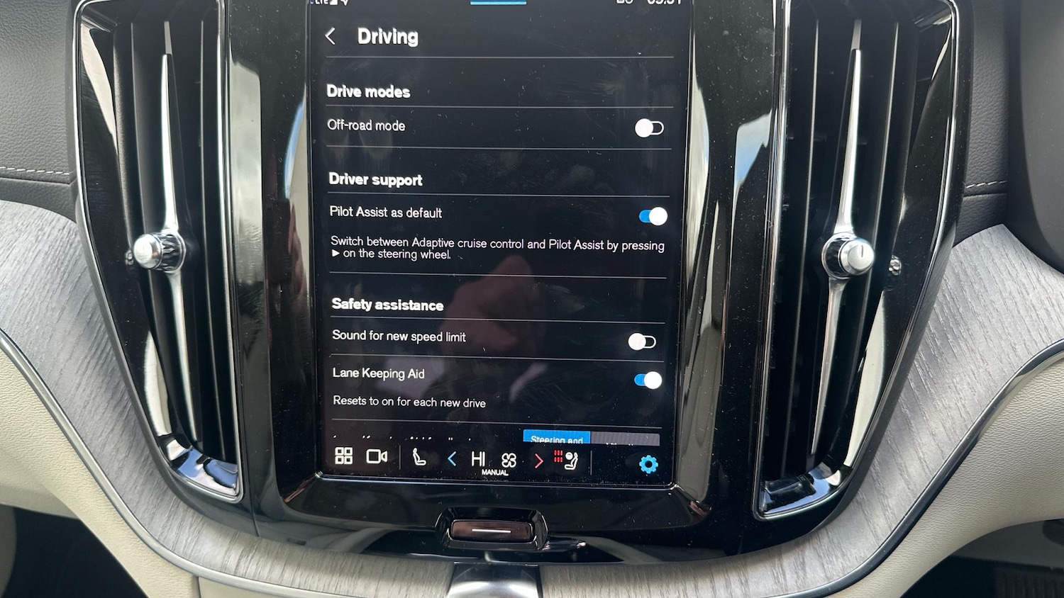 Used Volvo XC60 2024 for sale - 76440822: Photo 36