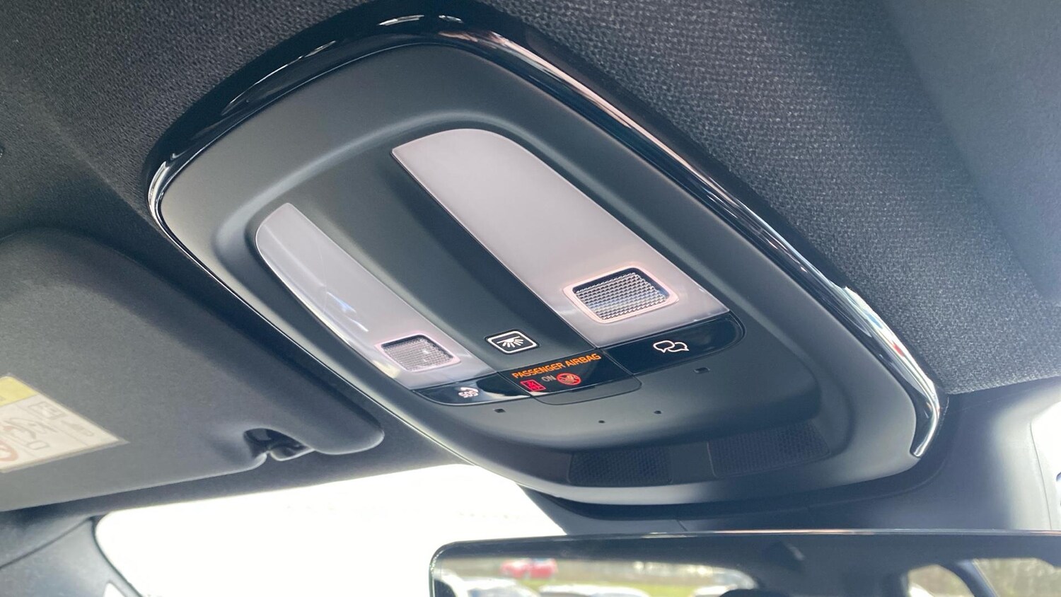 Used Volvo XC40 2024 for sale - 76886849: Photo 40