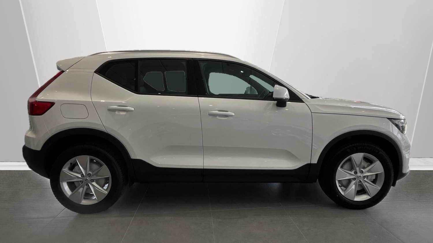 Used Volvo XC40 2025 for sale - 77101777: Photo 4