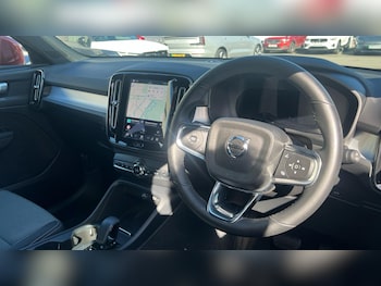 Used Volvo XC40 2023 for sale - 78572885: Photo