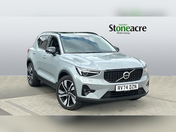 2024 (74) - Ultra, B4 Mild hybrid, Petrol, Dark 5-Door