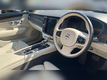 Used Volvo V90 2019 for sale - 75531515: Photo