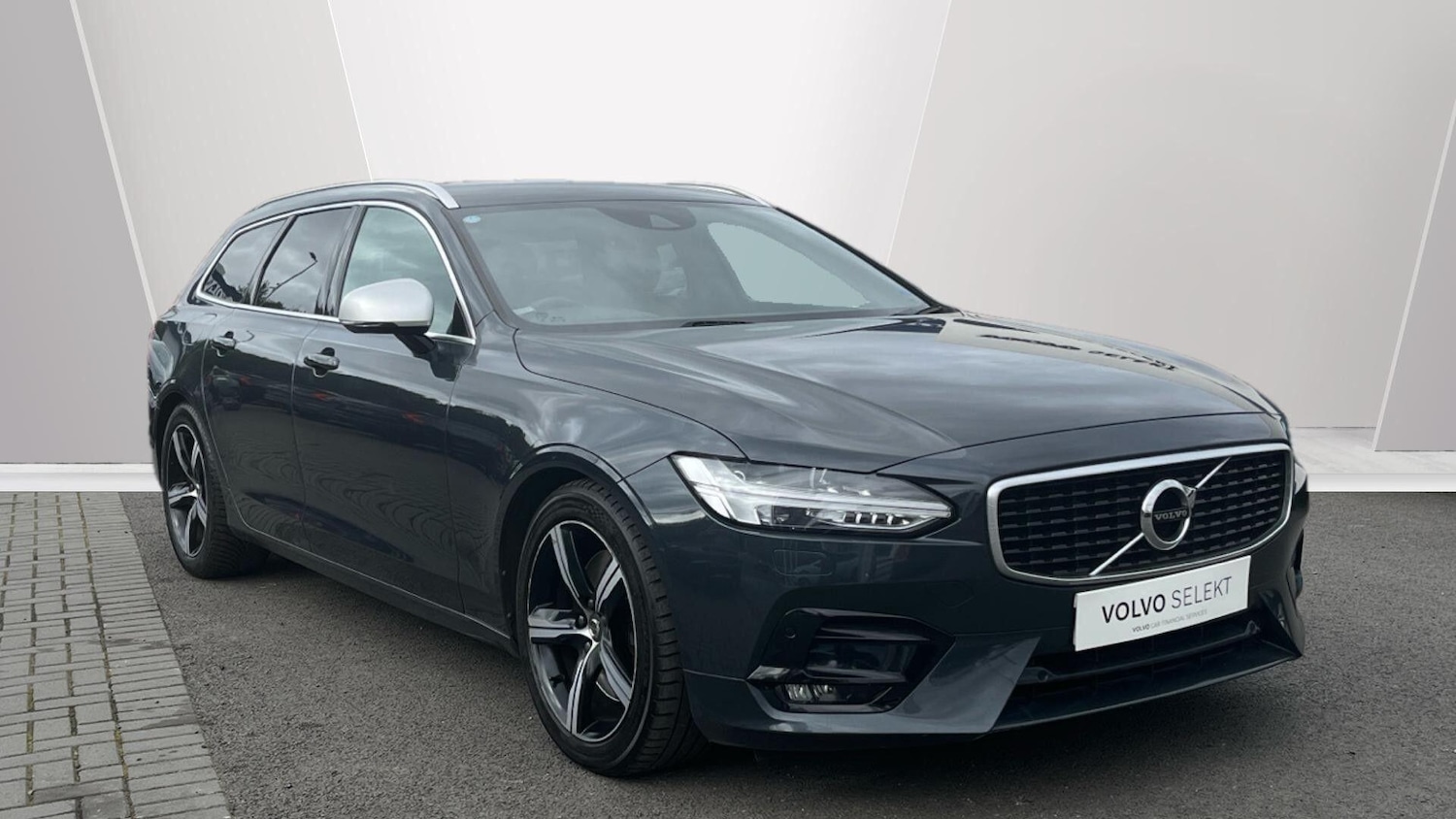 Used Volvo V90 2017 for sale - 76099302: Photo 1