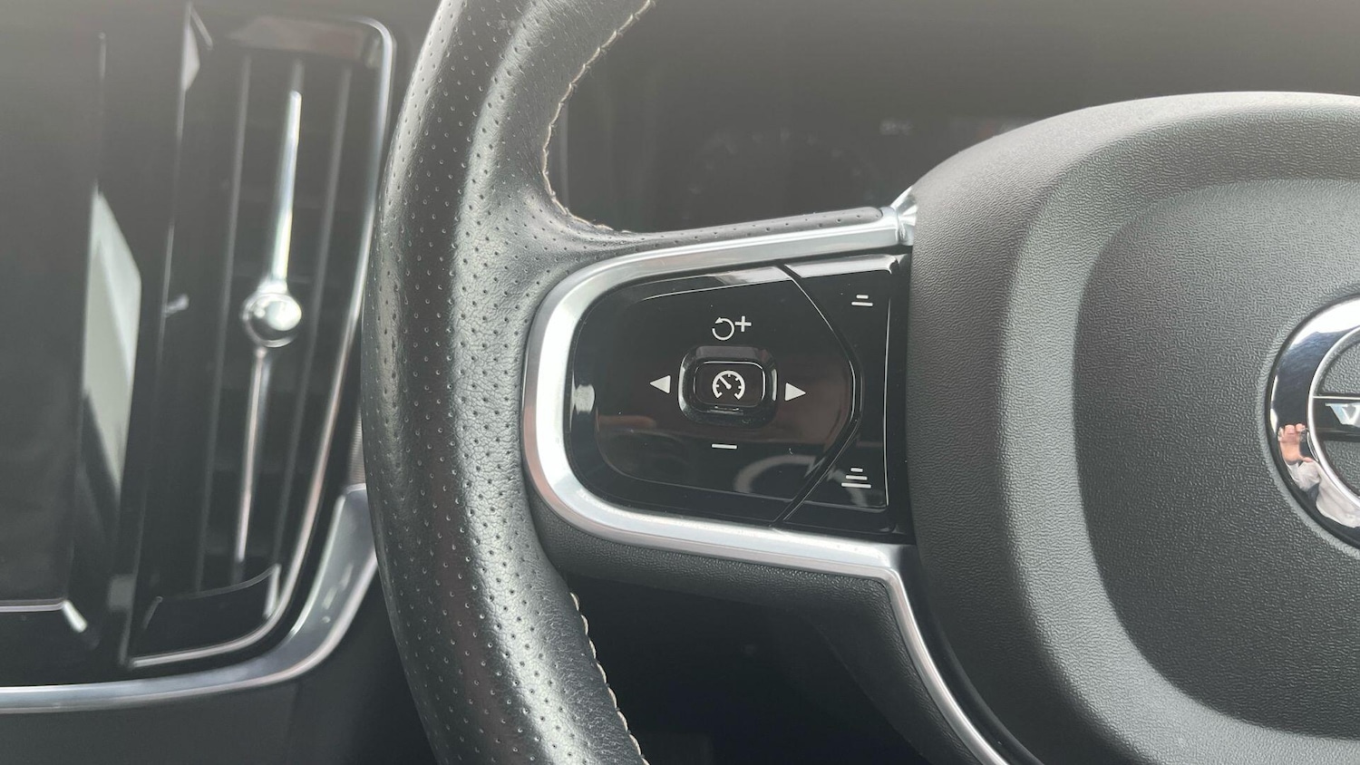 Used Volvo V90 2017 for sale - 76099302: Photo 19