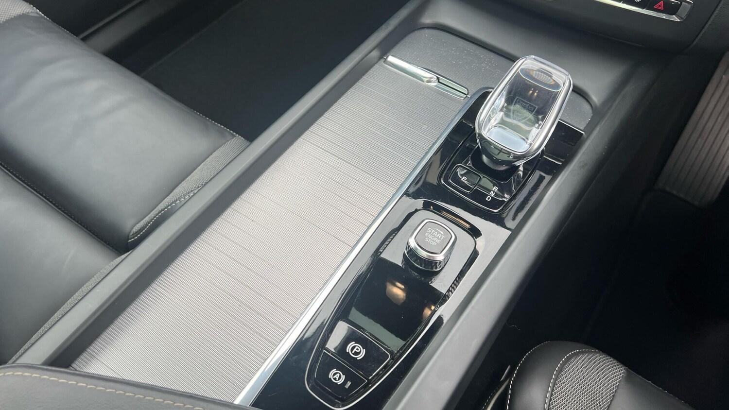 Used Volvo XC60 for sale - 77683876: Photo 25