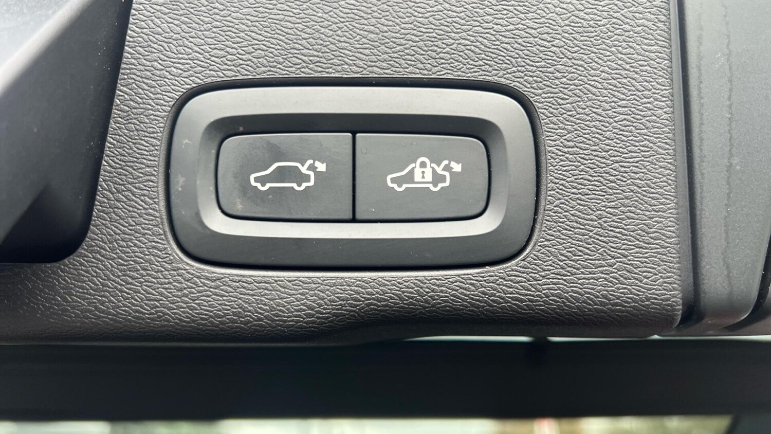 Used Volvo XC60 for sale - 77683876: Photo 34