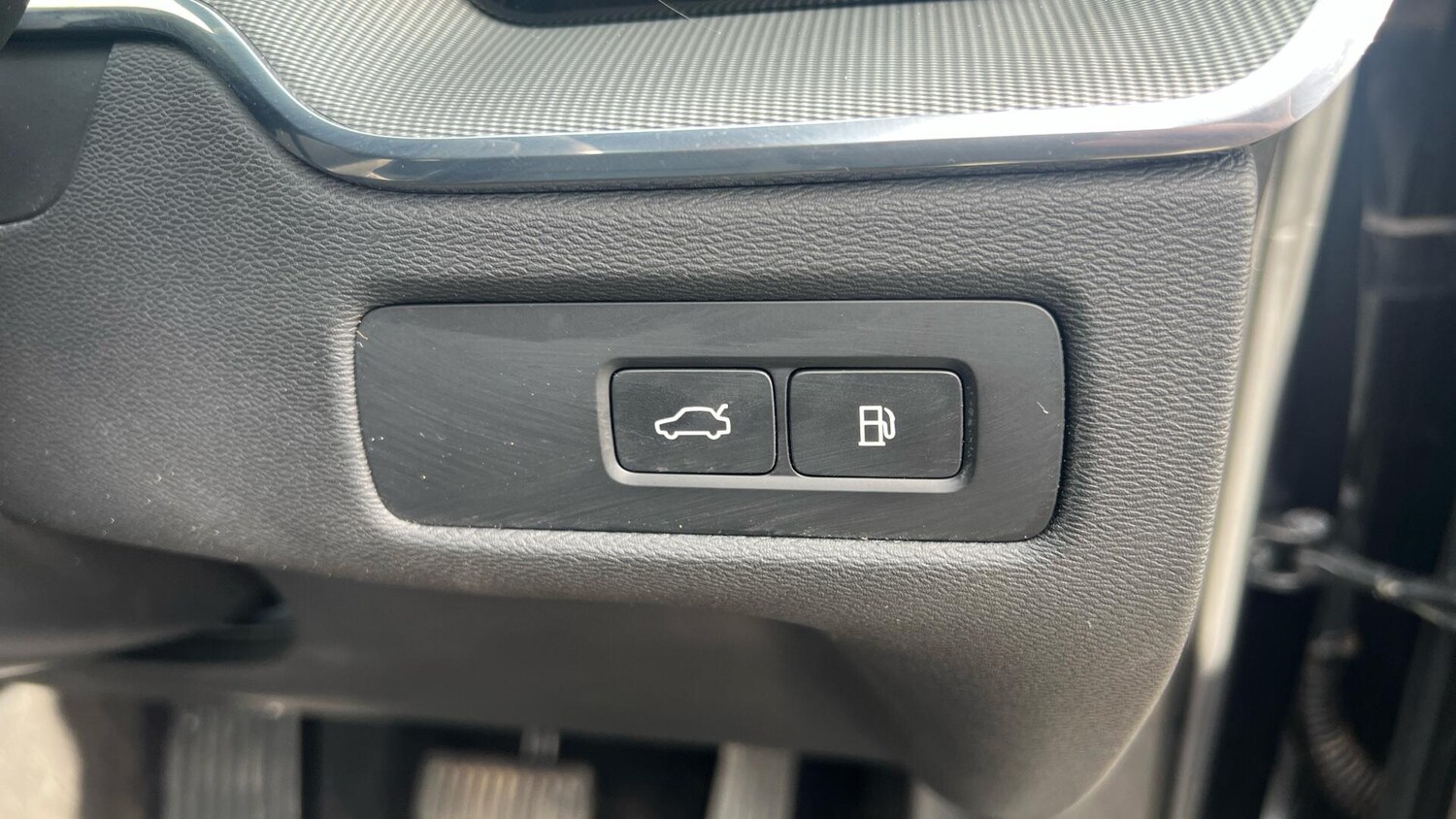 Used Volvo XC60 for sale - 77683876: Photo 36