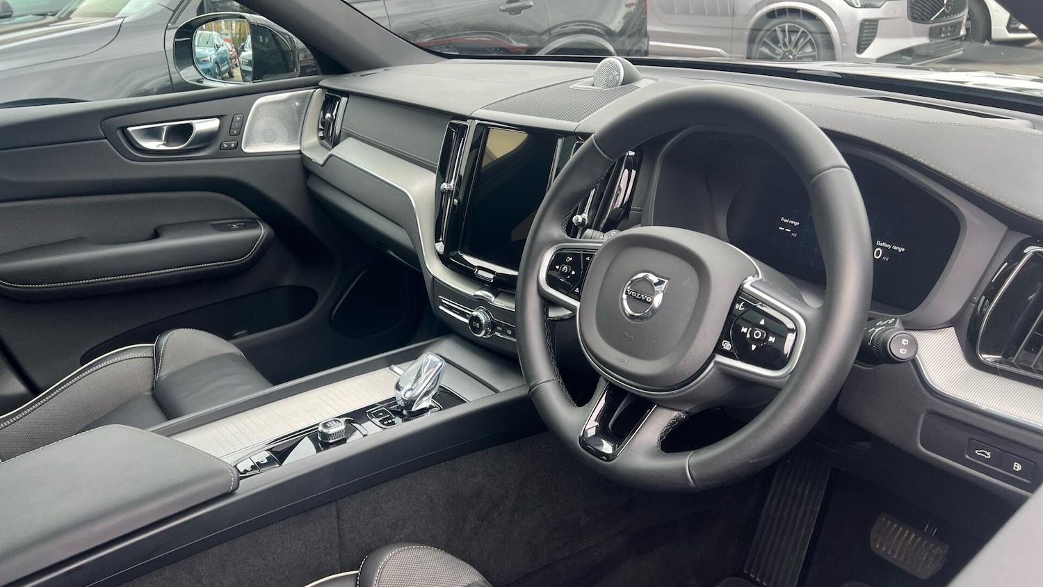 Used Volvo XC60 for sale - 77683876: Photo 4