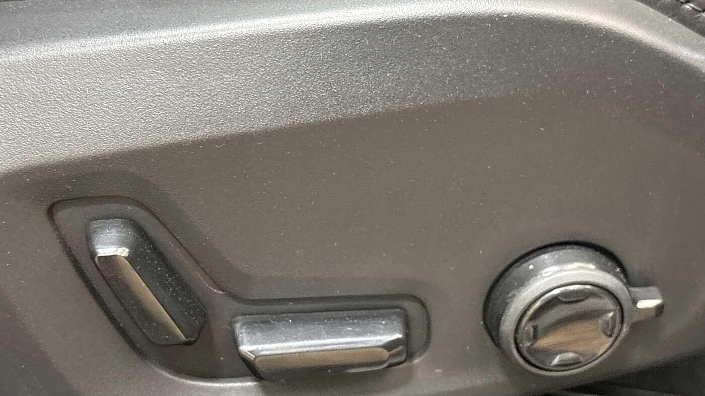 Used Volvo XC60 for sale - 78115319: Photo 28