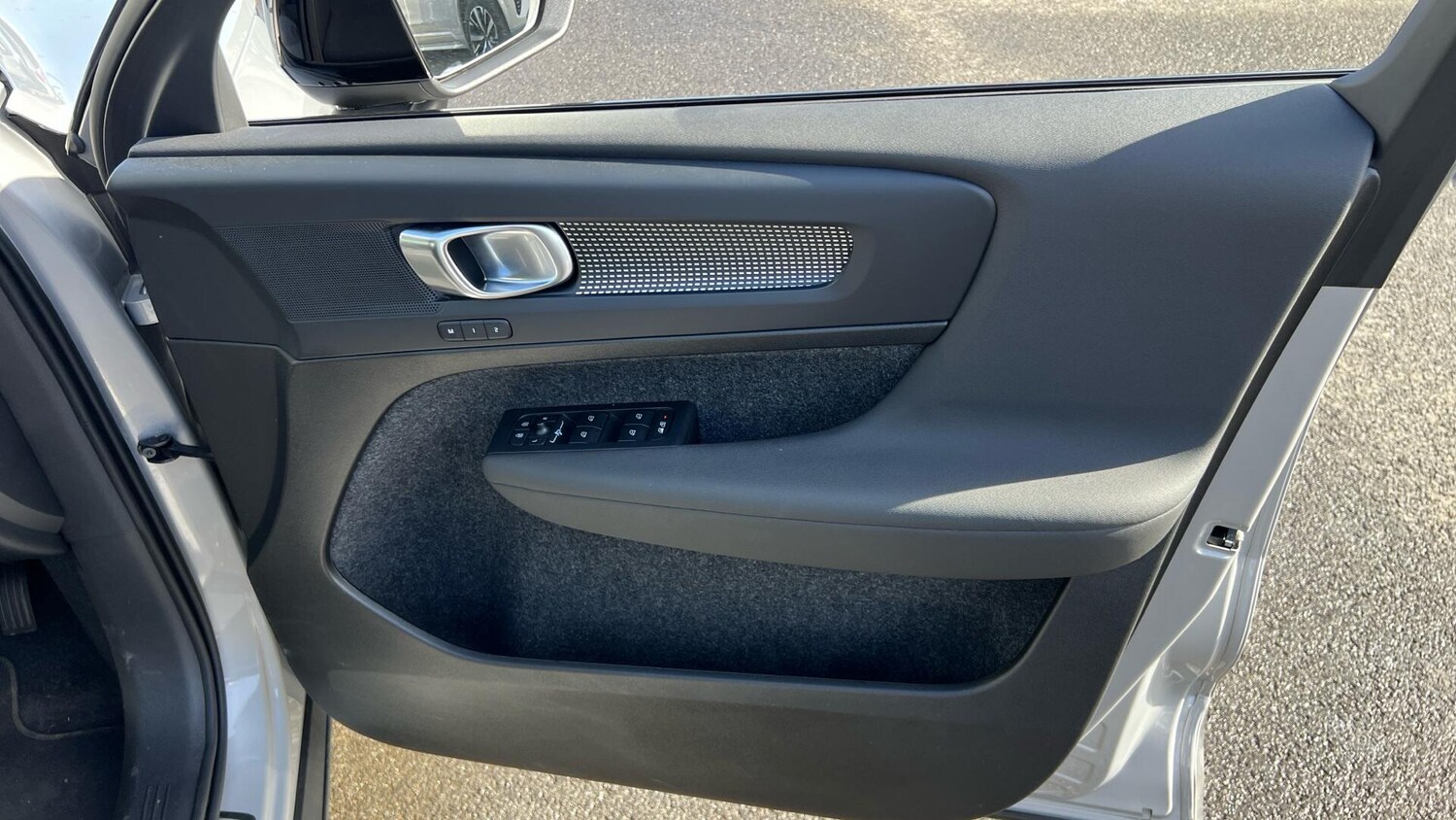 Used Volvo XC40 2025 for sale - 78086599: Photo 27