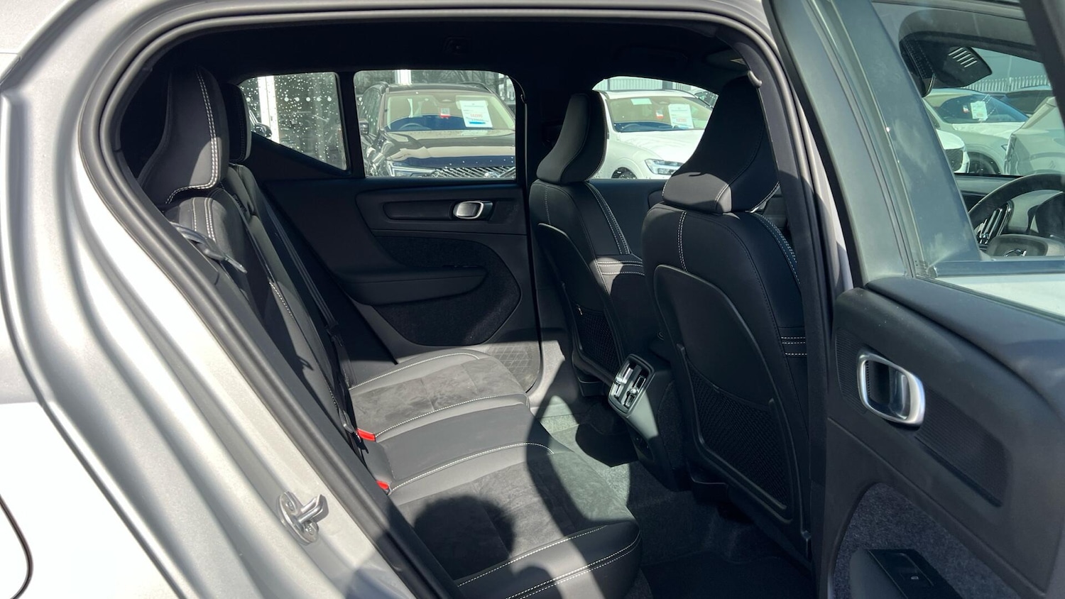 Used Volvo XC40 2025 for sale - 78086599: Photo 6