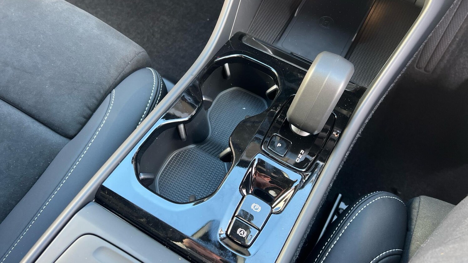 Used Volvo XC40 for sale - 77752820: Photo 24