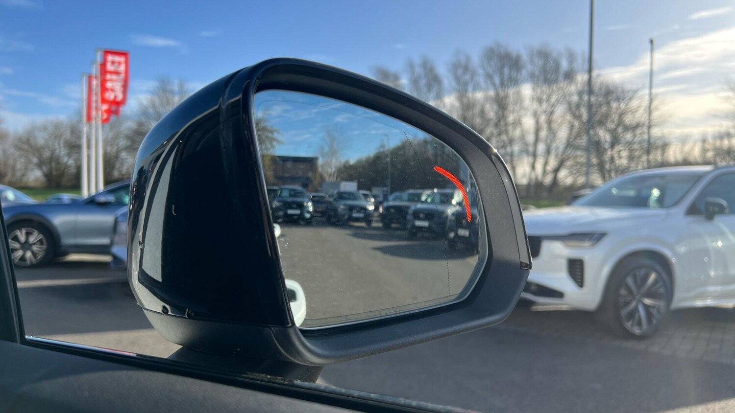 Used Volvo XC40 for sale - 77752820: Photo 29