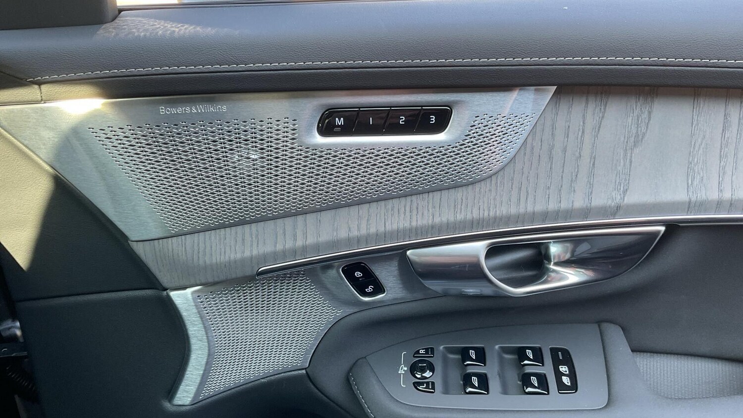 Used Volvo XC90 for sale - 77808947: Photo 7