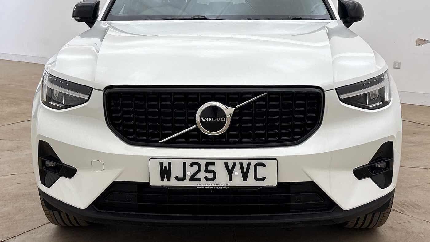 Used Volvo XC40 for sale - 76729076: Photo 23