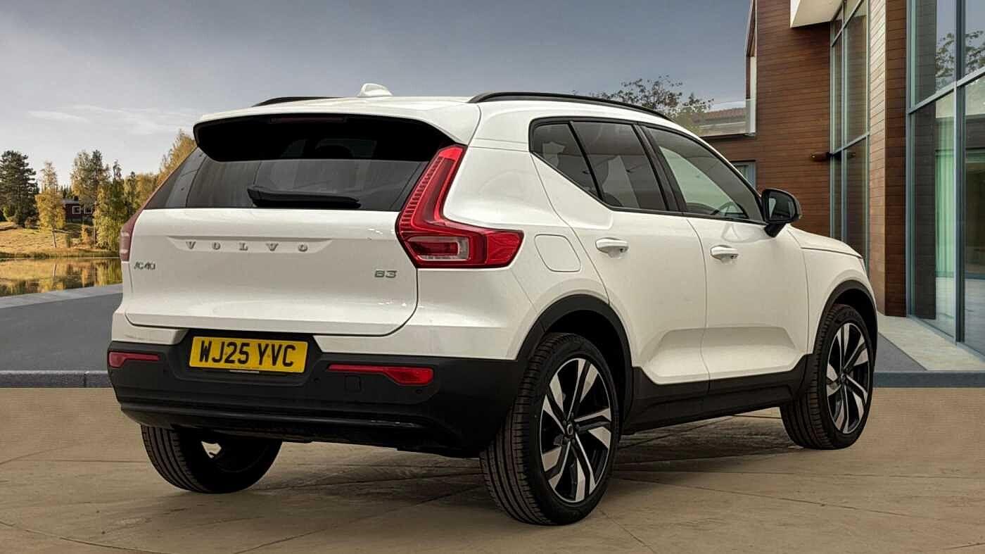 Used Volvo XC40 for sale - 76729076: Photo 3