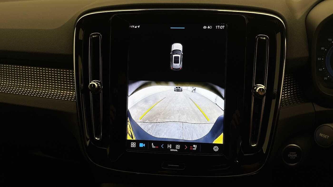 Used Volvo XC40 for sale - 76729076: Photo 41