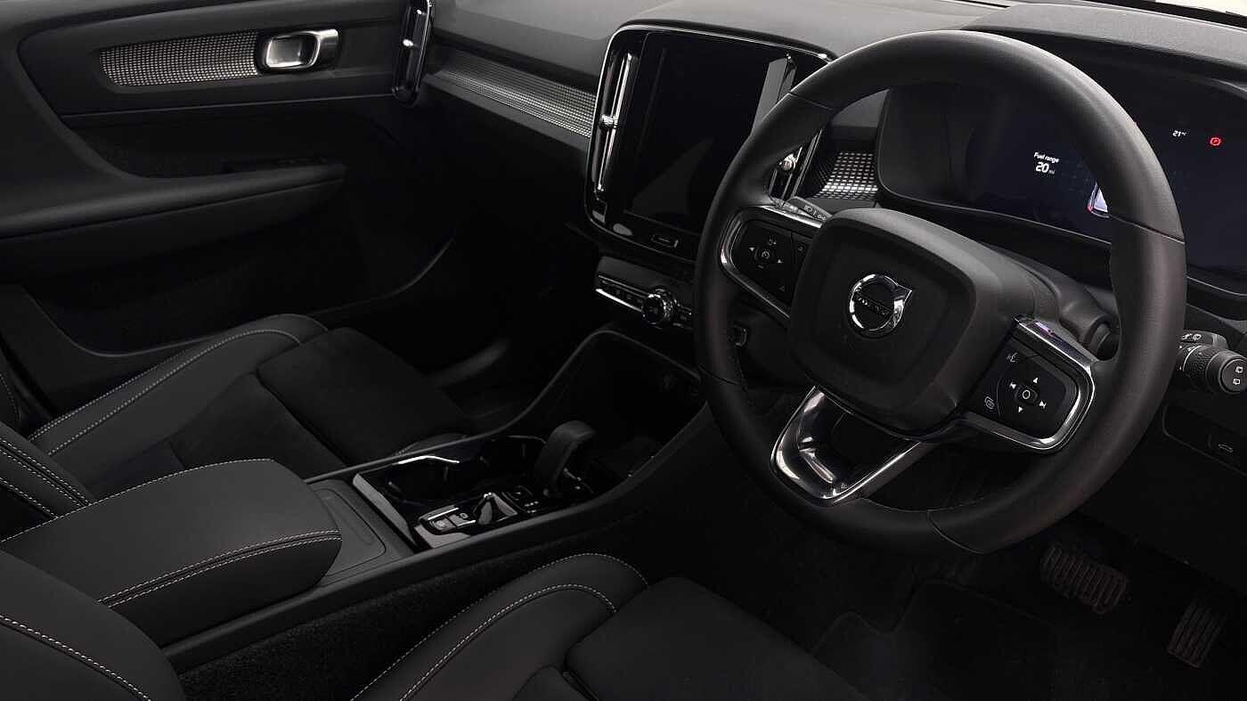 Used Volvo XC40 for sale - 76729076: Photo 9