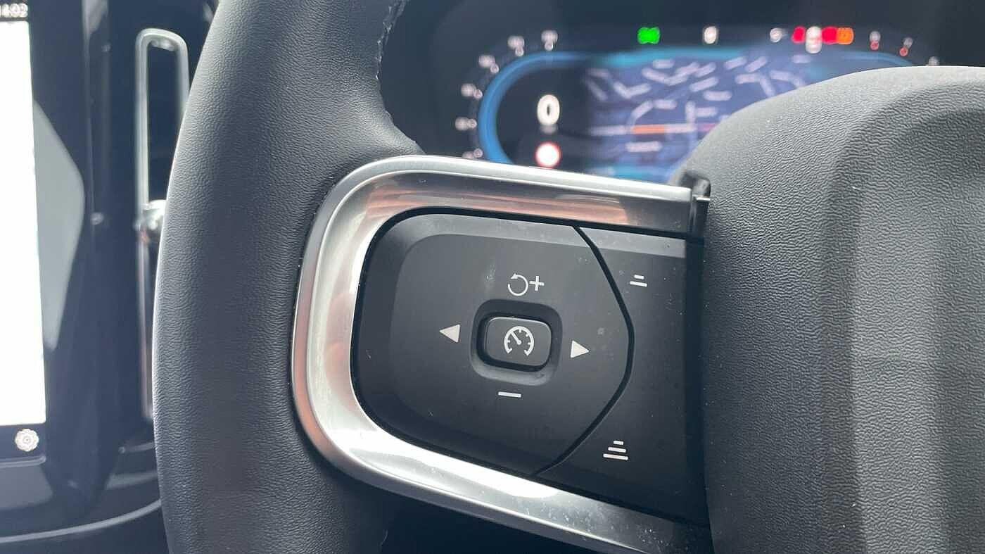 Used Volvo XC40 2025 for sale - 77537345: Photo 23