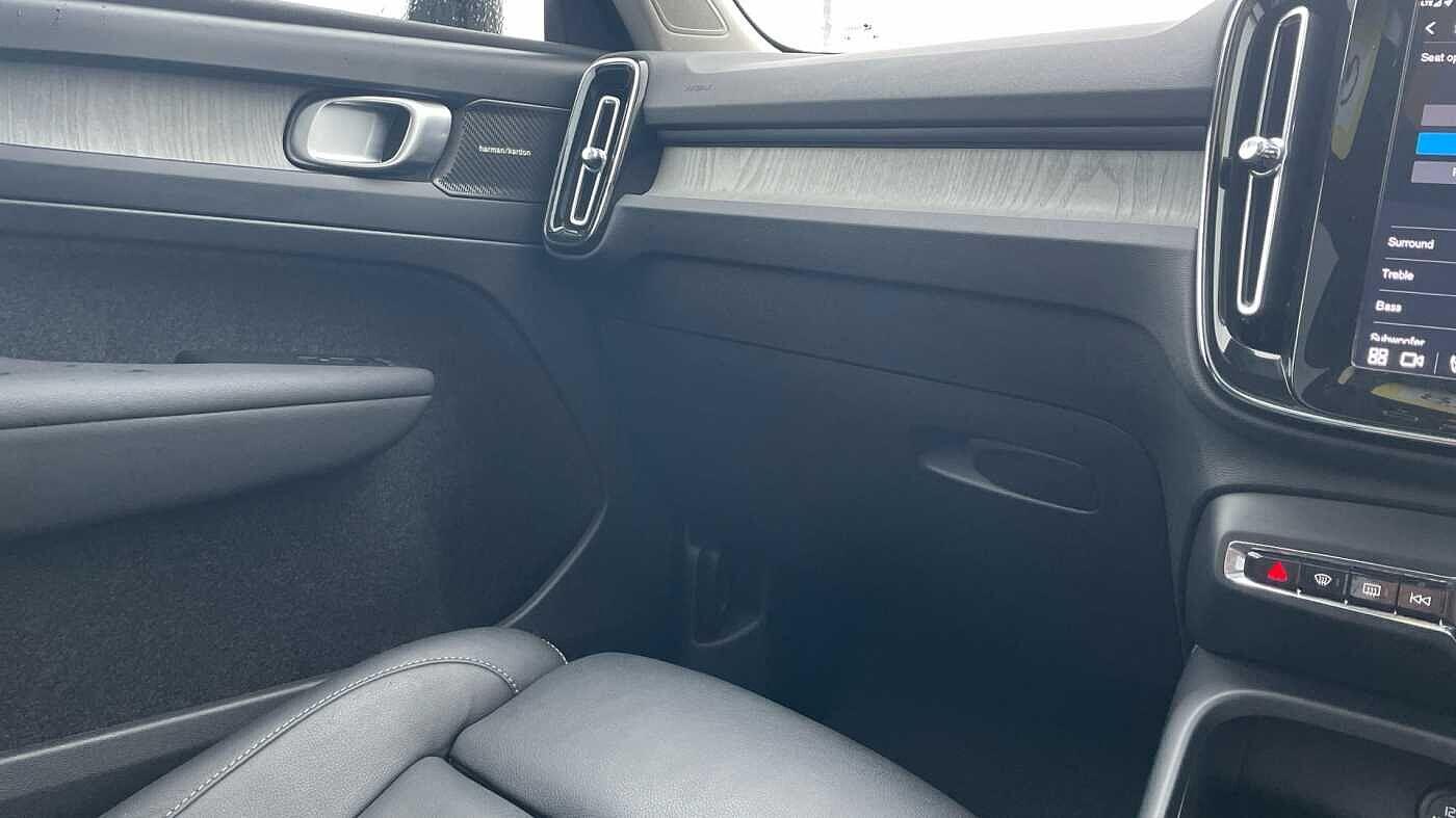 Used Volvo XC40 2025 for sale - 77537345: Photo 36