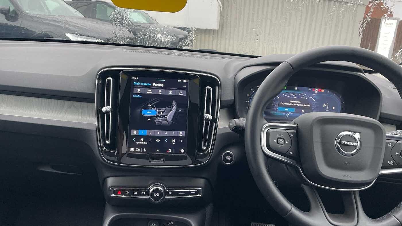 Used Volvo XC40 2025 for sale - 77537345: Photo 6