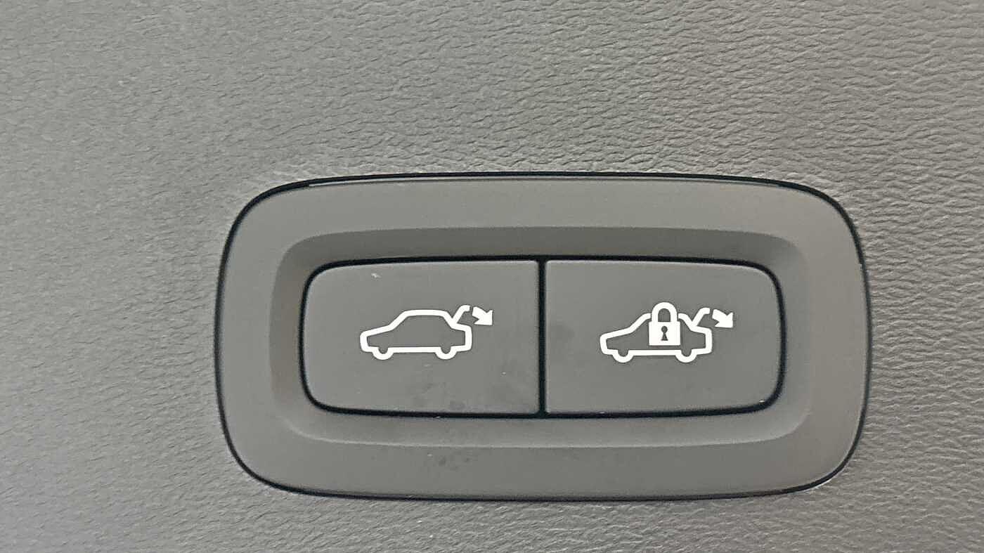 Used Volvo XC40 2025 for sale - 77468476: Photo 19