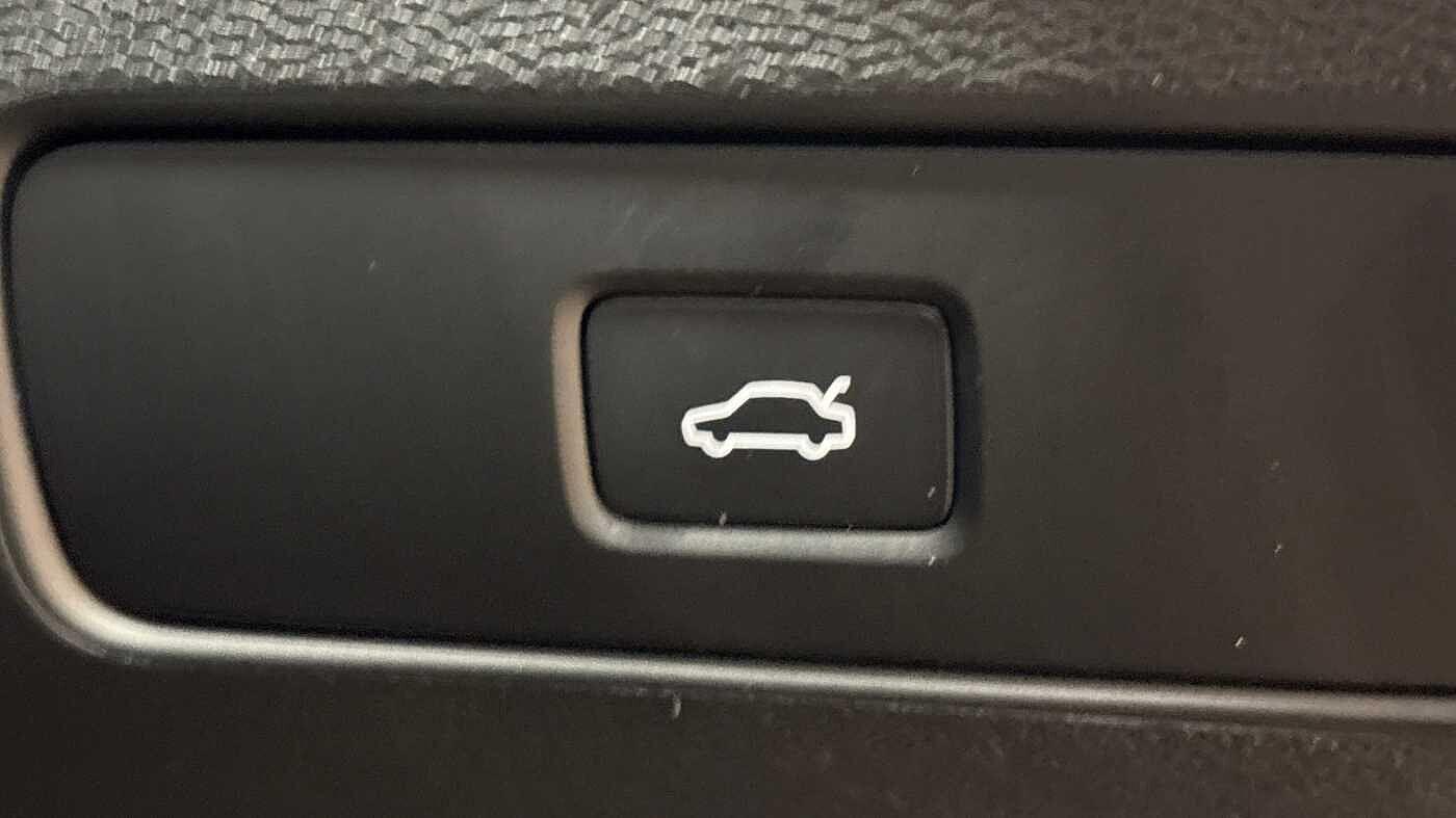 Used Volvo XC40 2025 for sale - 77468476: Photo 30