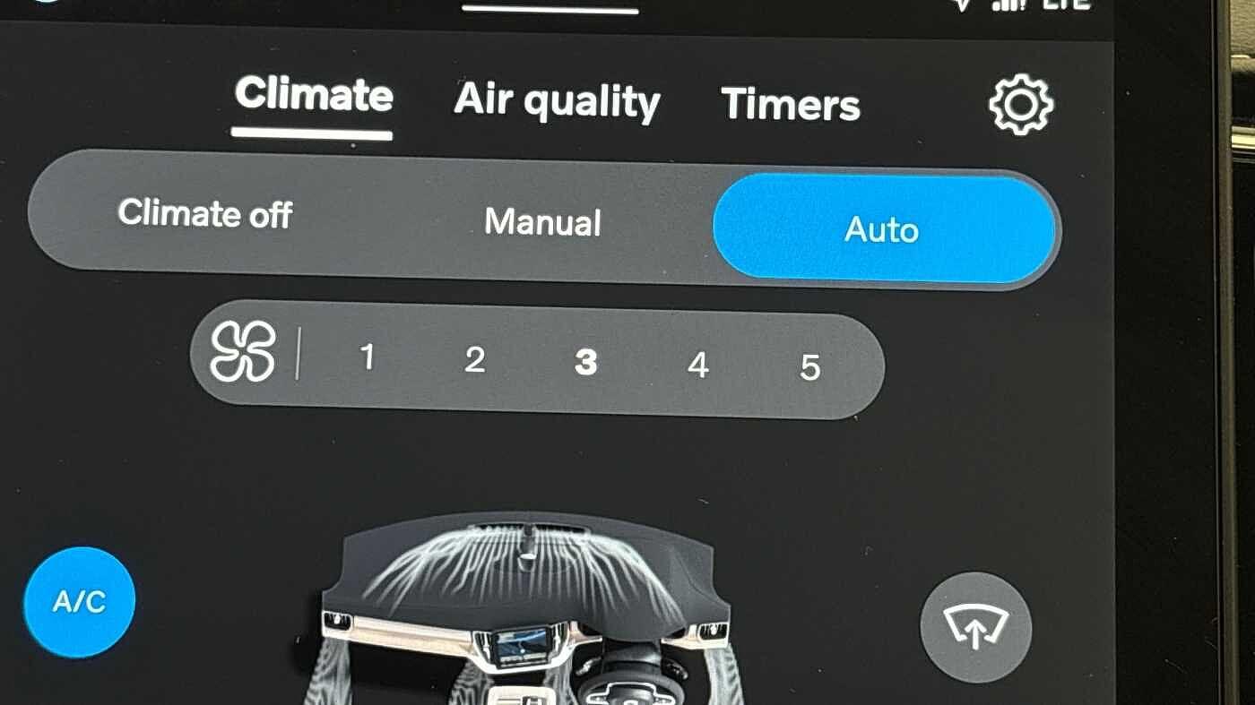 Used Volvo XC90 2025 for sale - 76996163: Photo 40