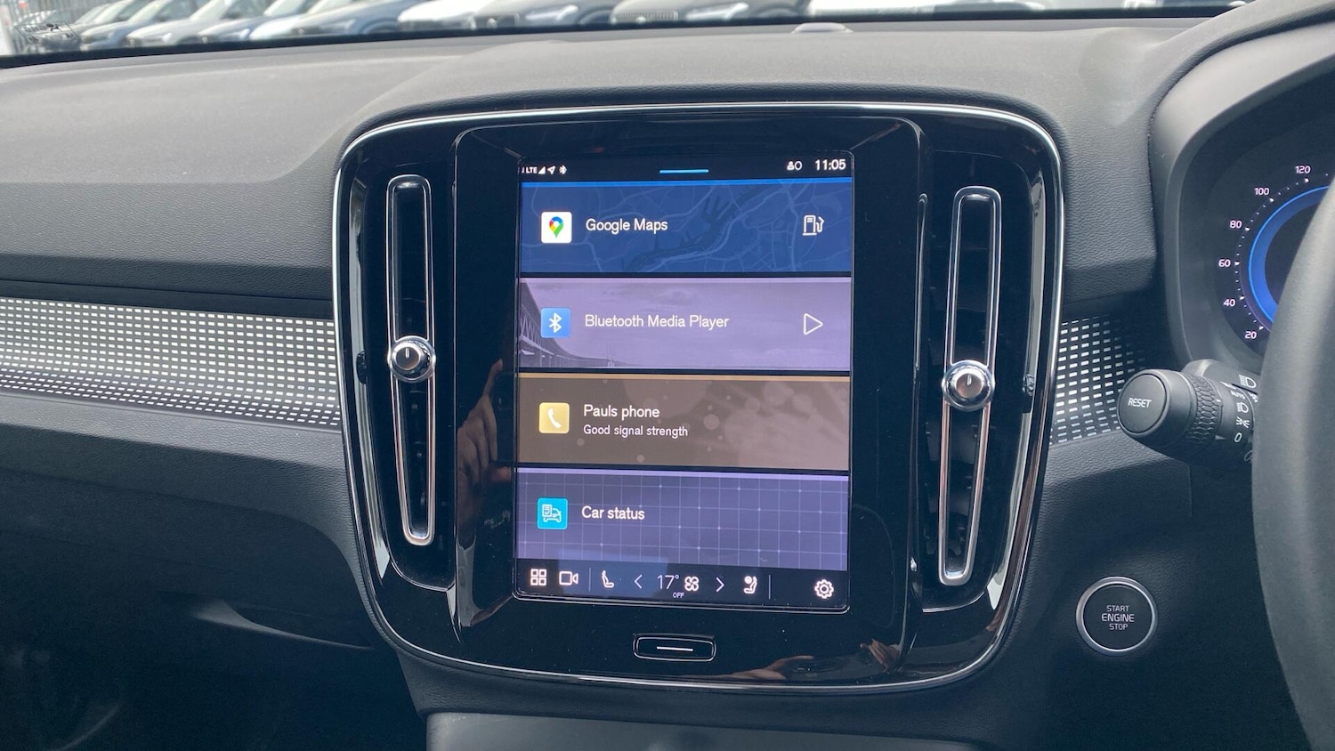 Used Volvo XC40 2024 for sale - 76865130: Photo 12