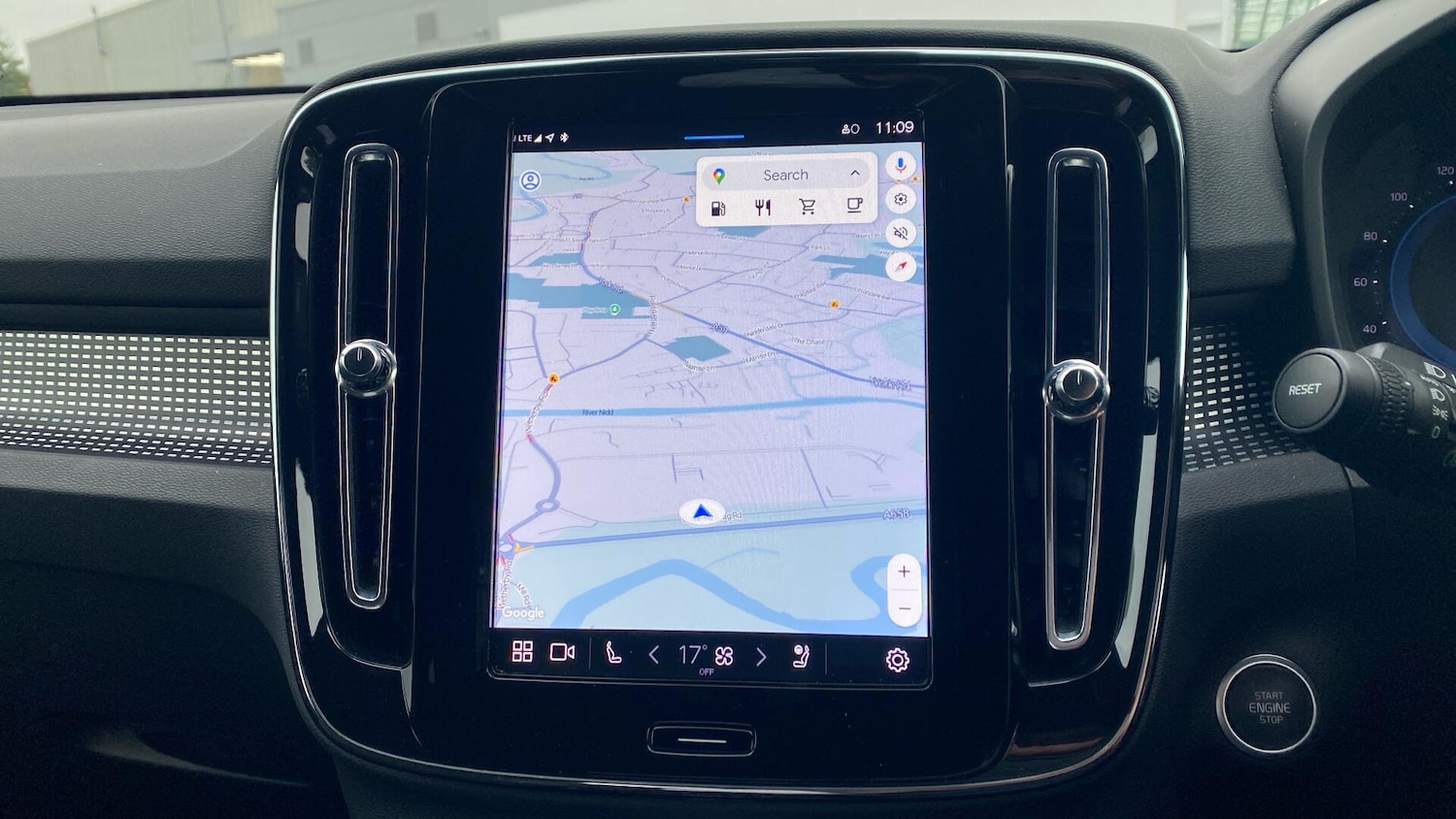 Used Volvo XC40 2024 for sale - 76865130: Photo 18