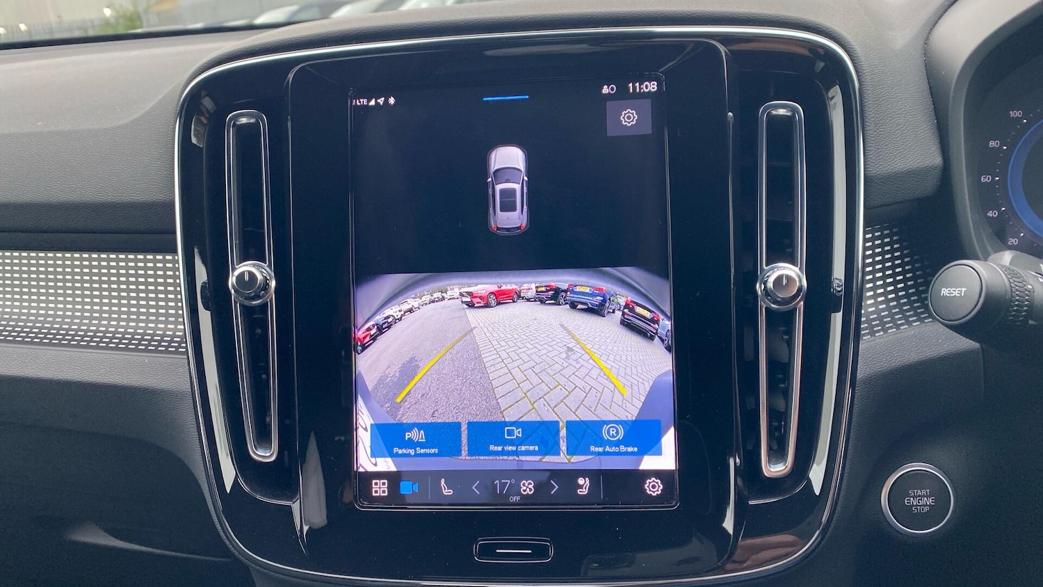 Used Volvo XC40 2024 for sale - 76865130: Photo 19