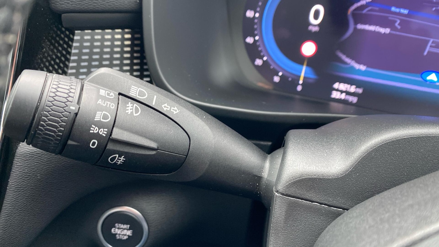 Used Volvo XC40 2024 for sale - 76865130: Photo 20