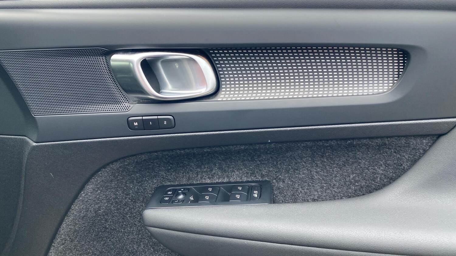 Used Volvo XC40 2024 for sale - 76865130: Photo 29