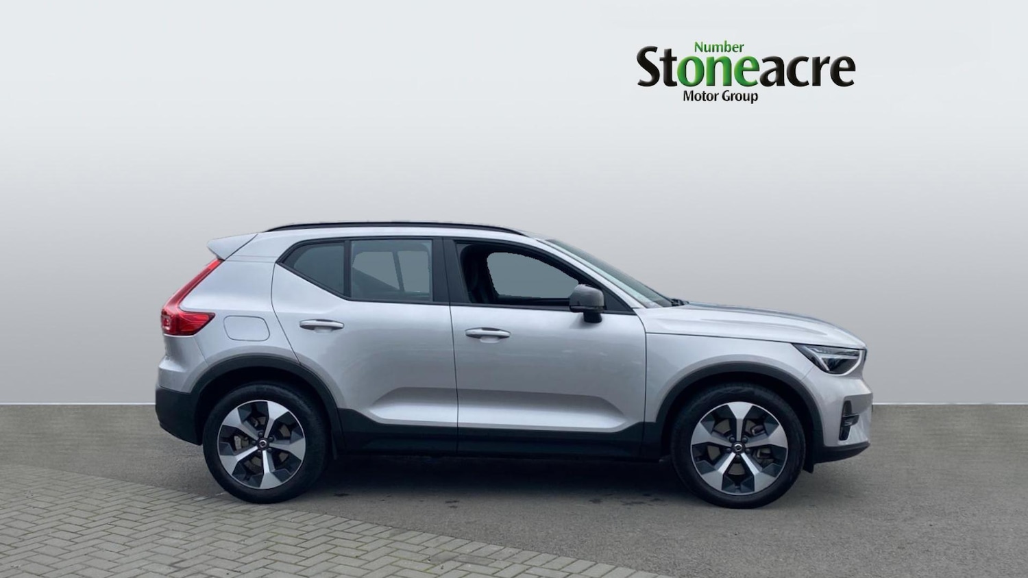 Used Volvo XC40 2024 for sale - 76865130: Photo 3