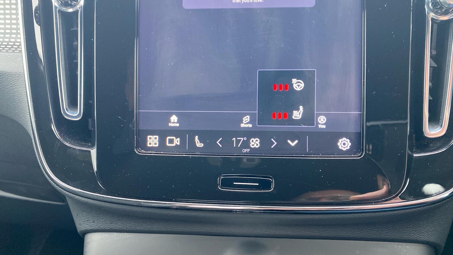 Used Volvo XC40 2024 for sale - 76865130: Photo 40