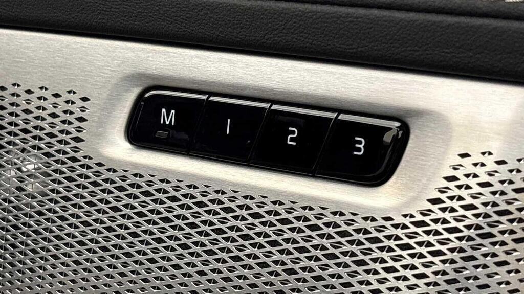 Used Volvo XC90 2025 for sale - 76137476: Photo 14