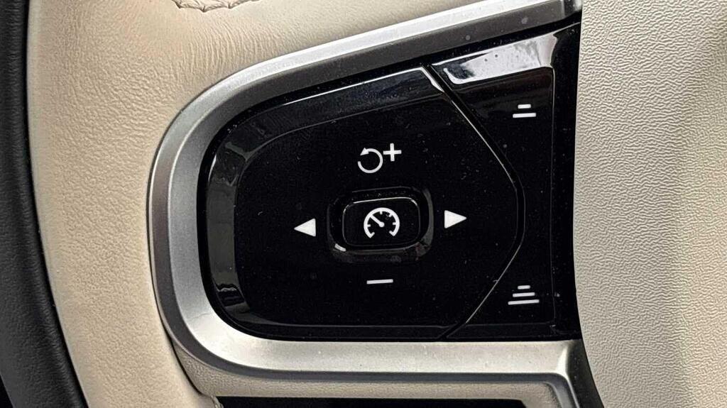 Used Volvo XC90 2025 for sale - 76137476: Photo 22