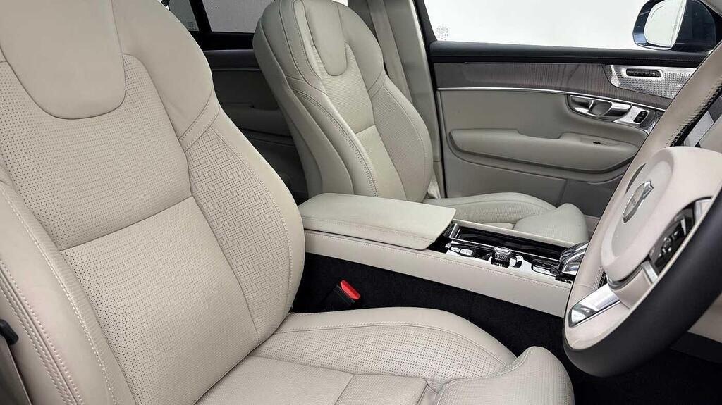 Used Volvo XC90 2025 for sale - 76137476: Photo 8