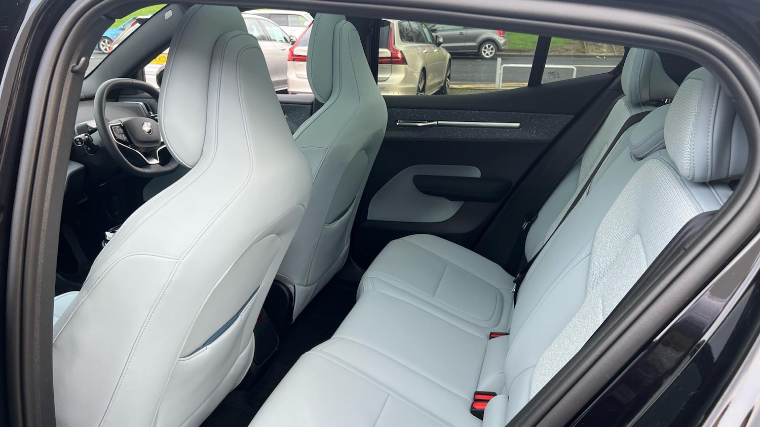 Used Volvo EX30 2025 for sale - 77510705: Photo 30