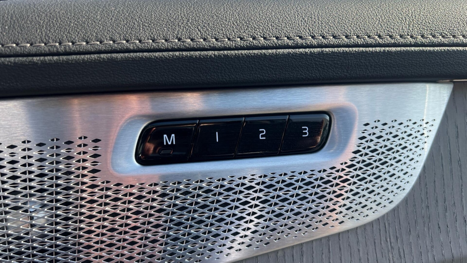 Used Volvo XC90 2025 for sale - 77993317: Photo 38