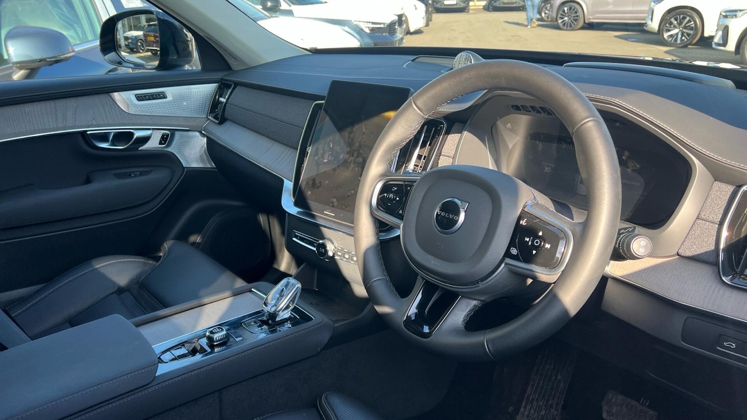 Used Volvo XC90 2025 for sale - 77993317: Photo 4