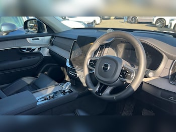 Used Volvo XC90 2025 for sale - 77993317: Photo