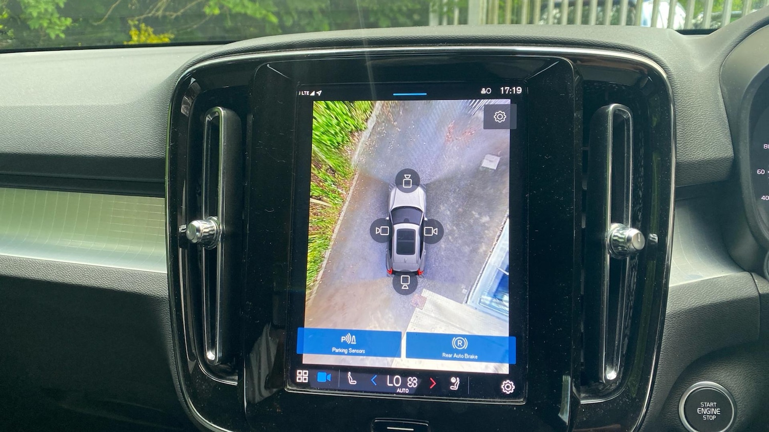 Used Volvo XC40 2024 for sale - 76953280: Photo 20